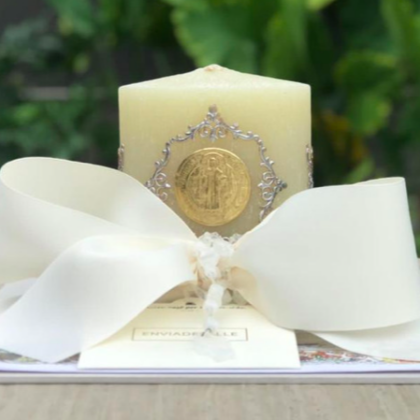 Cirio San Benito con rosario ónix y misa en base