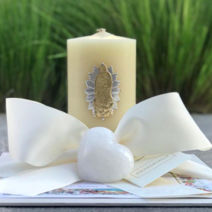 Cirio Virgen con corazón y misa en base