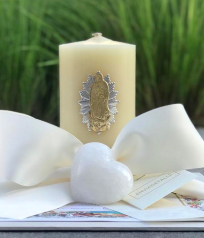 Cirio Virgen con corazón y misa en base
