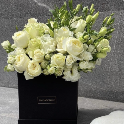 Caja Flor con rosa inglesa