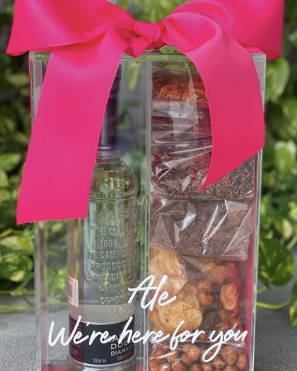 Caja tequila y botanas