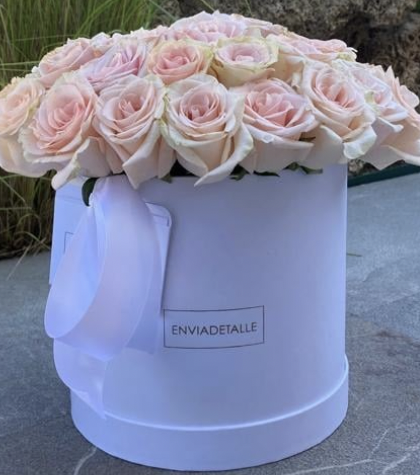 Caja con rosas