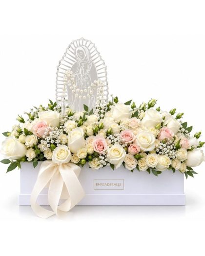 Caja flor con Virgen CH y rosario