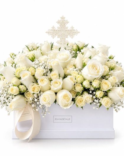 Caja extra flor con cruz nacarada